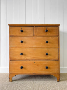 A Very Good English Georgian Pine Chest of Drawers Dresser c1800