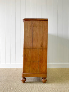 An Antique English Pine Chest of Drawers Dresser c1890