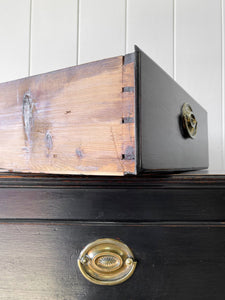 An English Ebonized Georgian Mahogany Chest of Drawers Dresser c1800