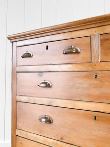 An Early 19th Century English Chest of Drawers/Dresser on Bracket Feet