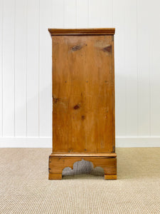 An Early 19th Century English Chest of Drawers/Dresser on Bracket Feet