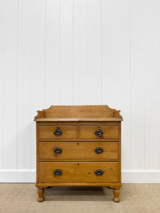An Antique English Pine Chest of Drawers Dresser on Tulip Feet c1890