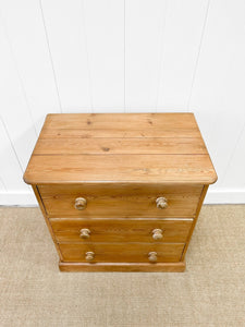 An Antique English Pine Chest of Drawers Dresser c1890