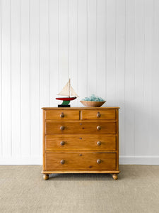 A 19th Century English Chest of Drawers/Dresser