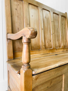 An Antique English 19th Century Pine Settle