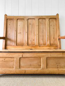 An Antique English 19th Century Pine Settle