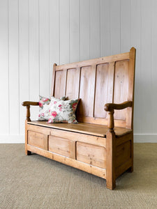 An Antique English 19th Century Pine Settle