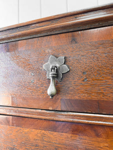 An Early 19th Century English Country Oak Chest of Drawers