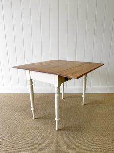 A Antique English Country Pine Drop Leaf Table c1890