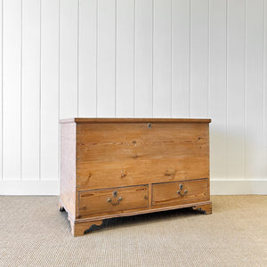 An English Pine Mule Chest Trunk or Blanket Box c1850