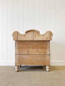 An Antique English Pine Chest of Drawers Dresser c1890