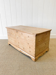 An English Pine Blanket Box or Toy Box Early 19th Century