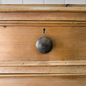 An Antique English Pine Chest of Drawers Dresser Tulip Feet c1890