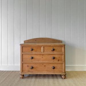 An Antique English Pine Chest of Drawers Dresser Tulip Feet c1890