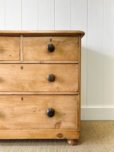 An Antique English Pine Chest of Drawers Dresser with Dark Knobs c1890