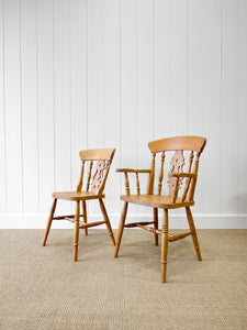A Set of 6 Vintage English Pine Fiddleback Chairs