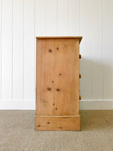 An Antique English Pine Chest of Drawers c1890