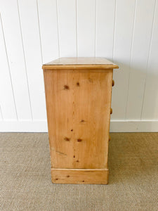 An Antique English Pine Chest of Drawers c1890