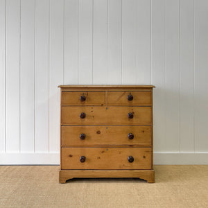 An Antique 19th Century Pine Chest of Drawers Dresser