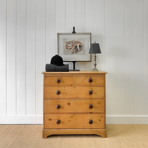 An Antique 19th Century Pine Chest of Drawers Dresser