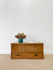An English Pine Mule Chest Trunk or Blanket Box c1850