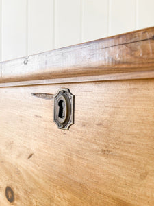 An English Pine Blanket Box or Toy Box c1890