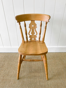 A Set of 6 Fiddleback Chairs