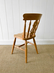 A Set of 6 Fiddleback Chairs