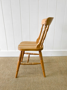 A Set of 6 Fiddleback Chairs