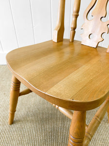 A Set of 6 Fiddleback Chairs