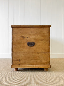 An English Pine Blanket Box or Toy Box c1890