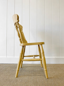 A Vintage Set of 4 Mustard Yellow Farmhouse Fiddleback Chairs