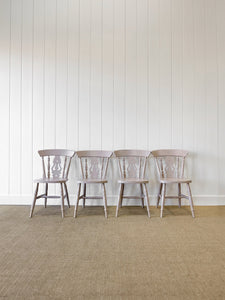 A Vintage Set of 4 Taupe Farmhouse Fiddleback Chairs