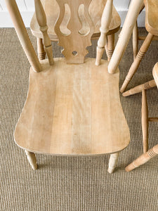 A Set of 6 Fiddleback Chairs