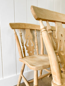 A Set of 6 Fiddleback Chairs