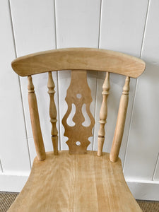 A Set of 6 Fiddleback Chairs