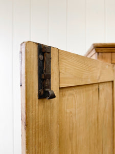 A 5ft Tall English 19th Century Pine Cupboard
