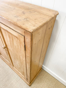A 5ft Tall English 19th Century Pine Cupboard