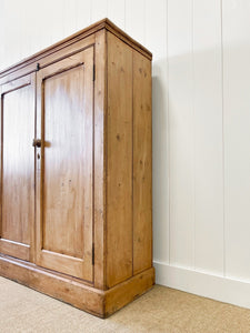 A 5ft Tall English 19th Century Pine Cupboard