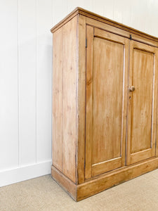 A 5ft Tall English 19th Century Pine Cupboard