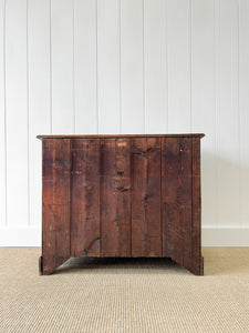 An Antique English Pine Chest of Drawers Dresser c1890