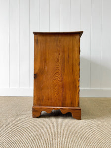 An Antique English Pine Chest of Drawers Dresser c1890
