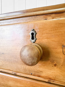 A Rustic Antique English Pine Chest of Drawers/Dresser c1890