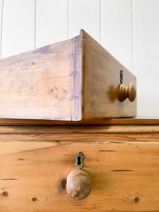 A Rustic Antique English Pine Chest of Drawers/Dresser c1890