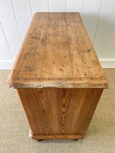 An Antique English Pine Chest of Drawers Dresser with Wooden Knobs c1890
