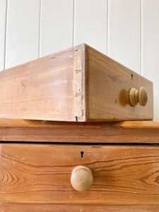 An Antique English Pine Chest of Drawers Dresser with Wooden Knobs c1890