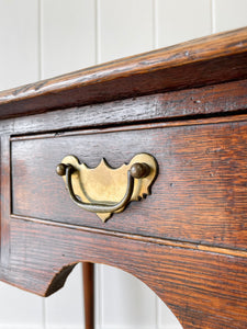An English Oak Lowboy Table c1790