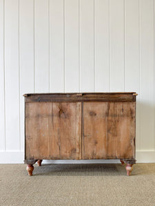 An Antique English Pine Chest of Drawers/Dresser c1890