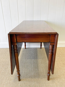 A Large English Country Mahogany Drop Leaf Table c1810