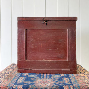 An English Pine Mobile Desk or Pigeon Hole Box c1890